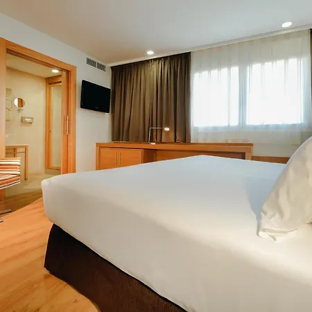 Hotel Hesperia 4*