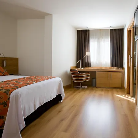 Hesperia Hotel 4*