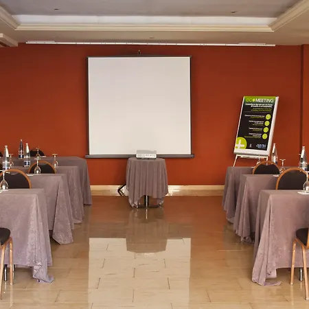 Отель Hesperia 4*