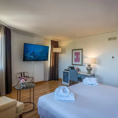 Hesperia Hotel