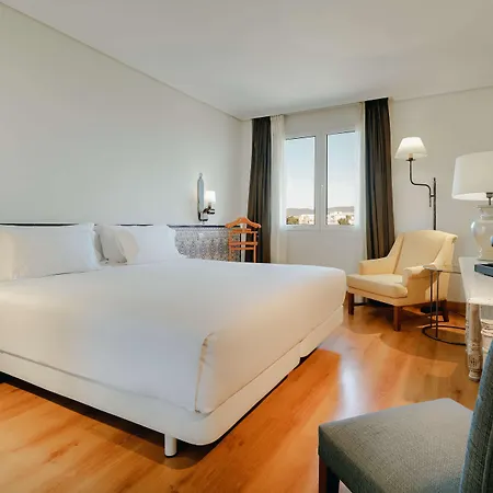 Отель Hesperia Кордова