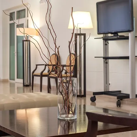 Hotel Hesperia 4*